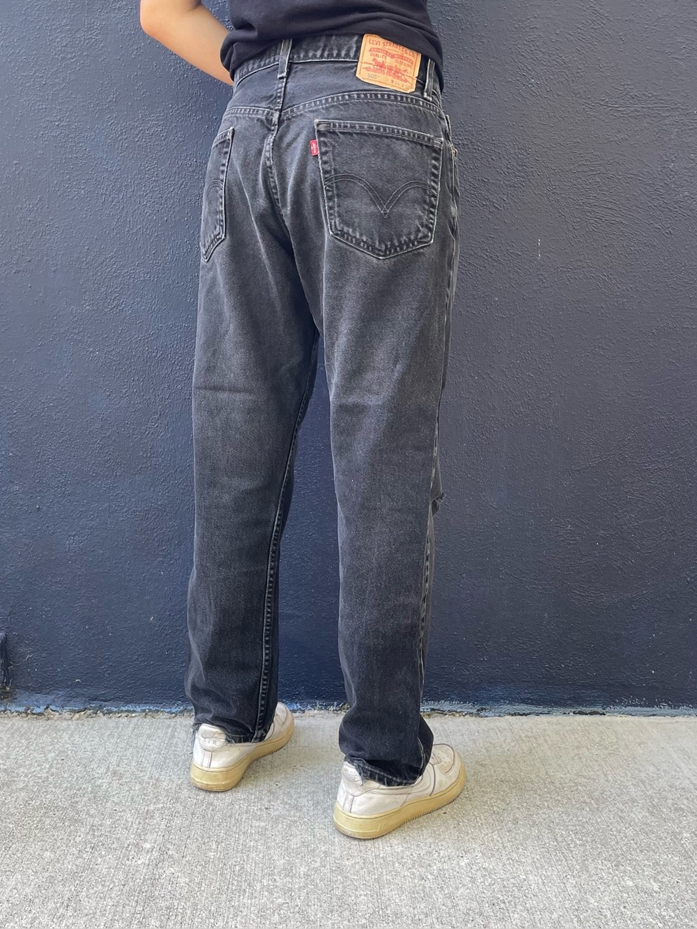 Y2k black Levi’s 505 regular fit jeans size 33x30